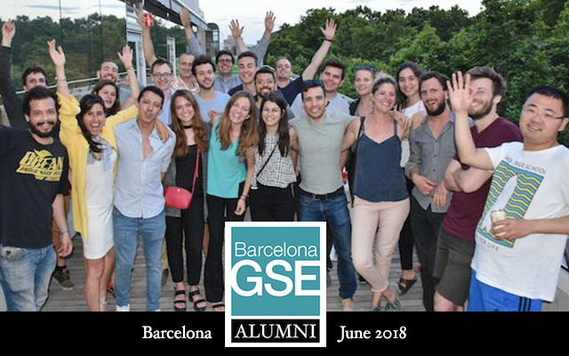 Alumni on the rooftop of the BSE building at UPF campus